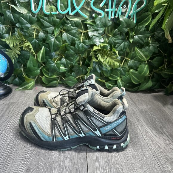 Salomon Athletic Shoes in Gray and Blue - Picture 4 of 9